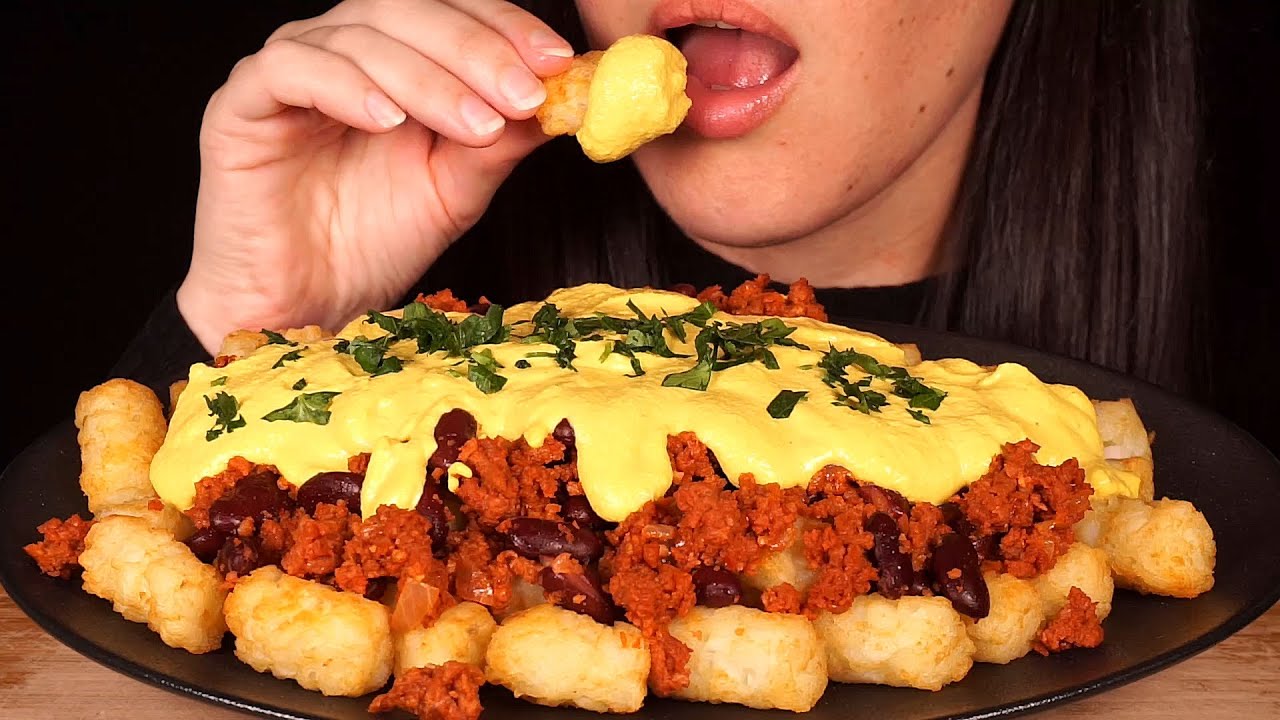 ASMR Chili Cheese Tater Tots ~ Vegan Style (No Talking)