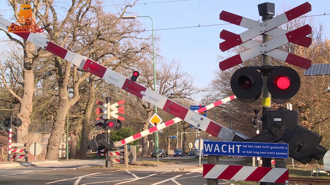 DUTCH RAILROAD CROSSING - Maarsbergen - Woudenbergseweg