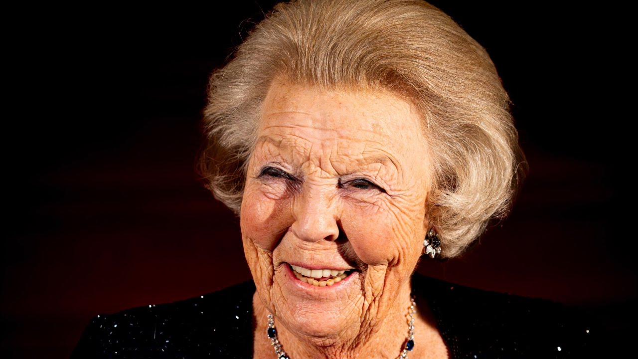 Prinses Beatrix bij balletgala Dansersfonds ‘79 in theater DeLamar