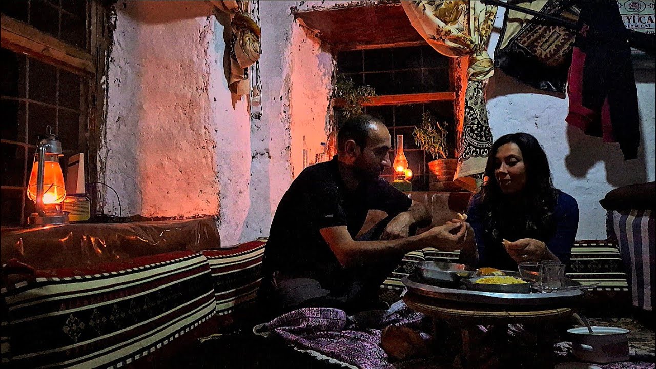 DAĞ EVİ EŞİMLE KIŞ KAMPI~GECE BOYU DEVAM ETTİ~guzine soba çay sohbet
