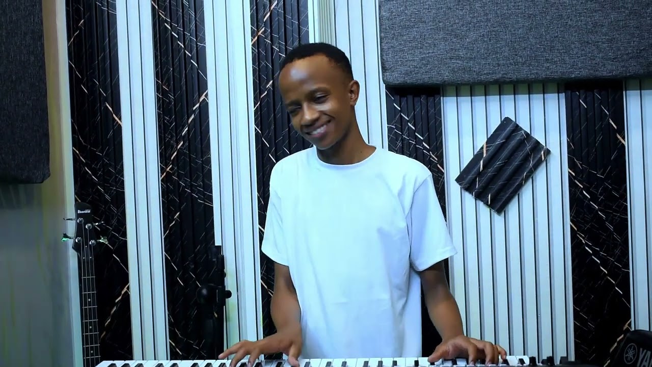 Smoothie soothing kigooco instrumentals by jaymoh keys live