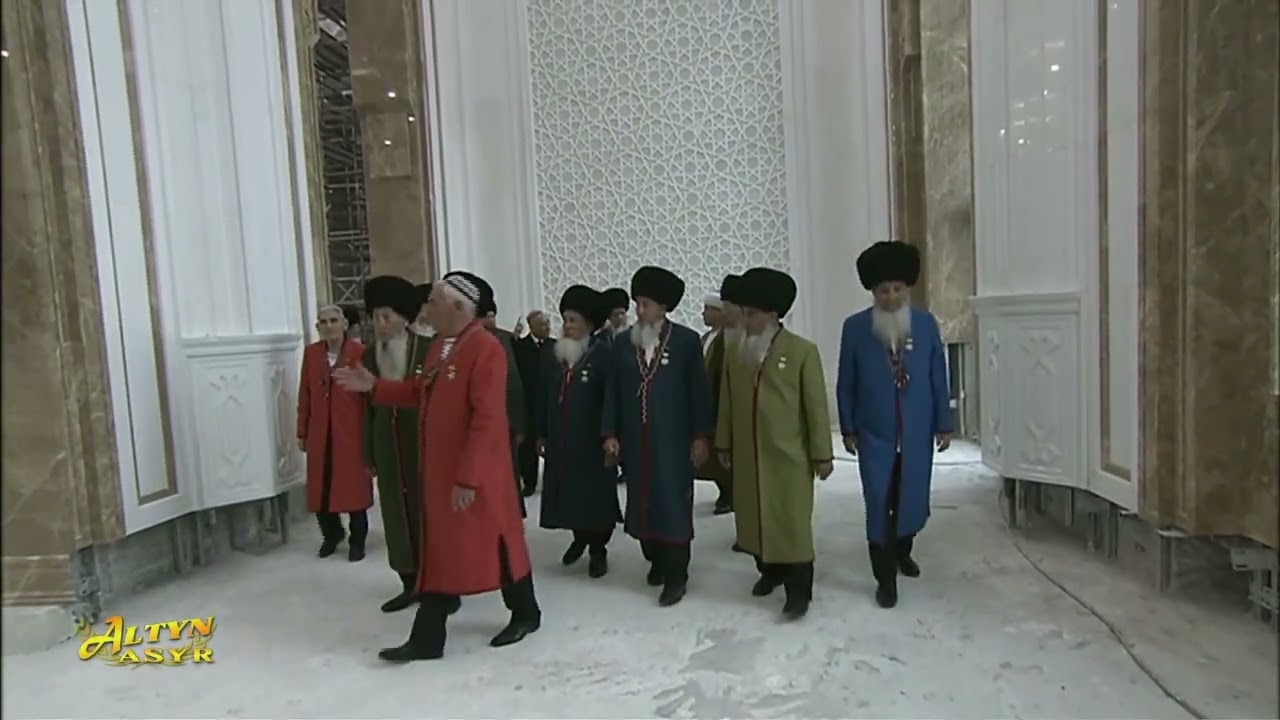 Türkmenistan Eýrana ynsanperwerlik kömegini iberdi