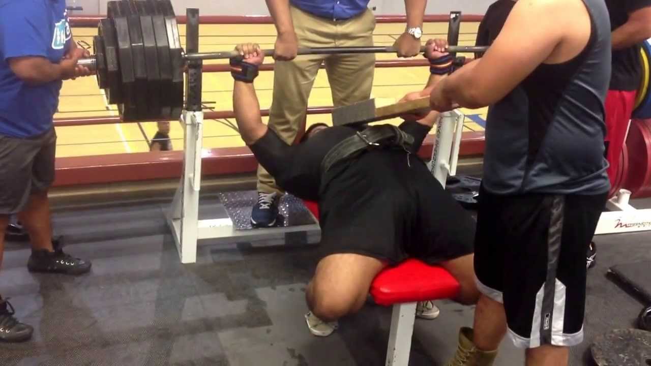 Jaime Villa on Bench Press