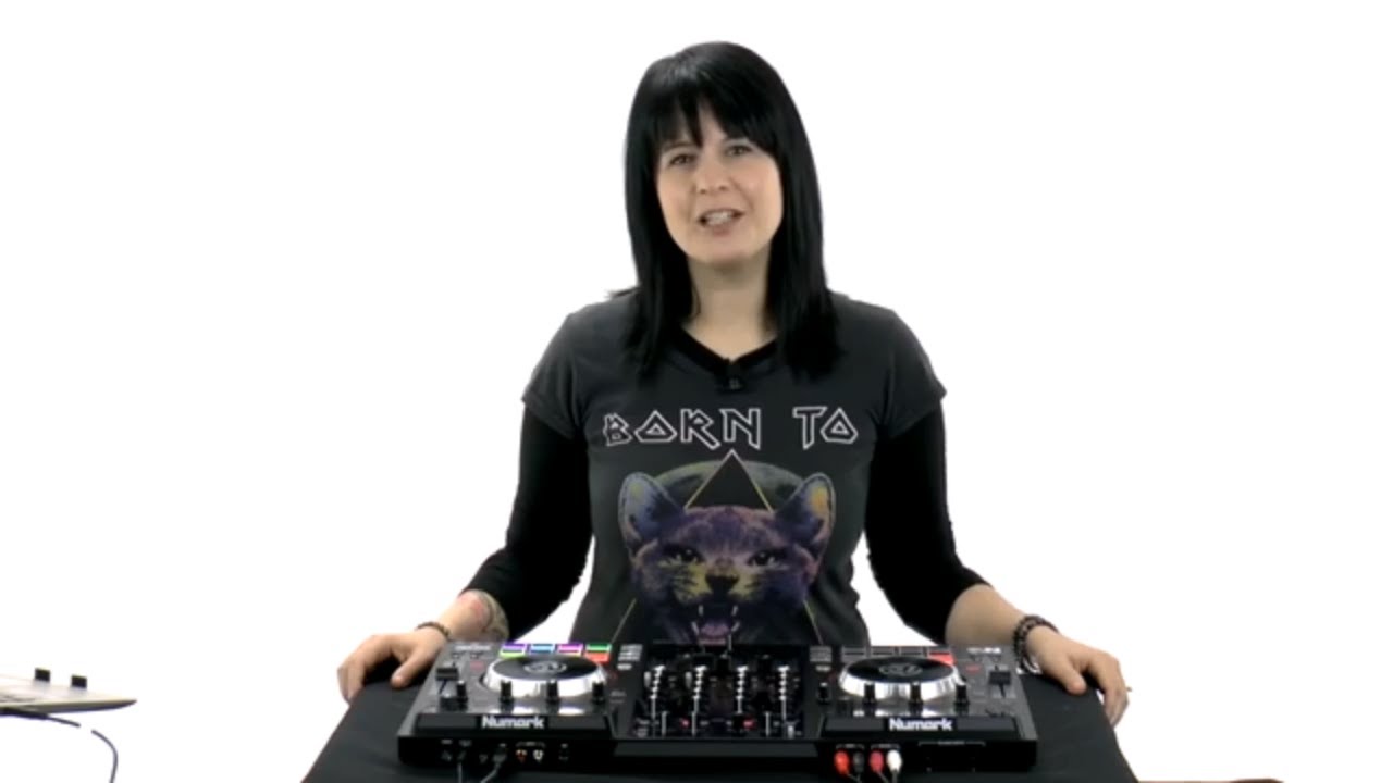 Numark NVII DJ Controller for Serato DJ  Intelligent Dual-Display Screens & Touch-Capacitive Knobs