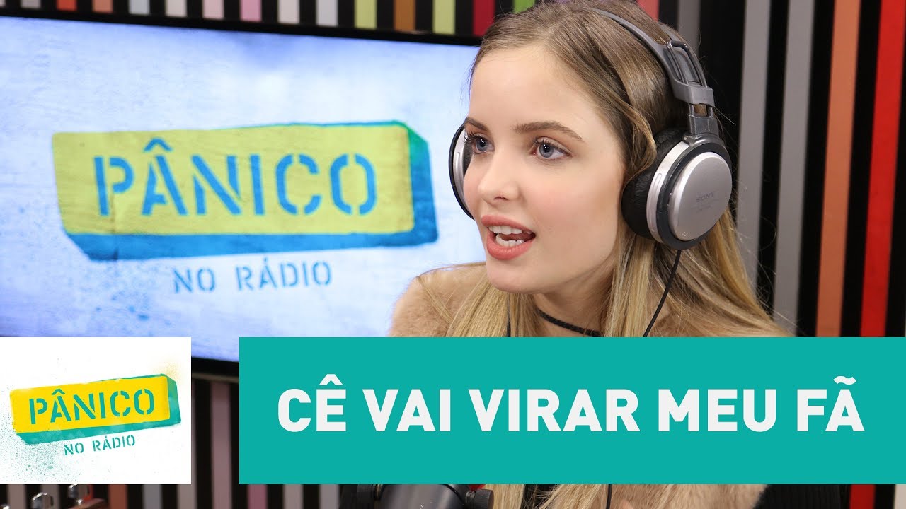 Giovanna Chaves canta ao vivo sua música 