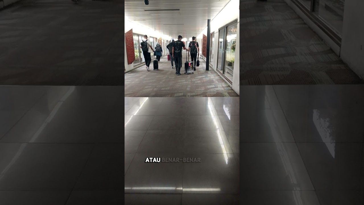 Judul: Di Samping Bintang 