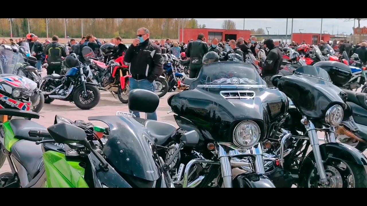 Manifestation moto FFMC71 motards en colère à Sevrey direction Mâcon, contre le contrôle technique.