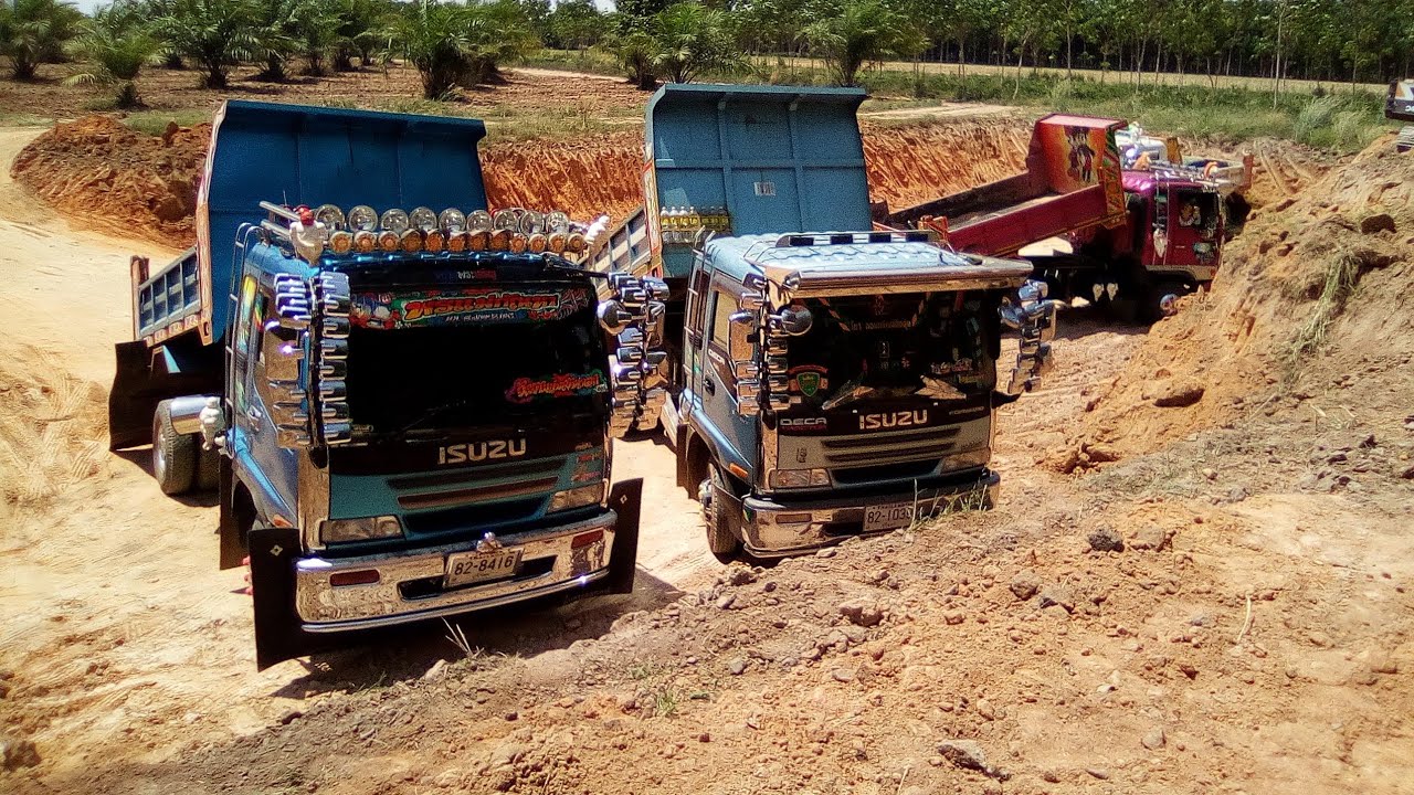 เปิดบ่อใหม่ติดหล่มมิดล้อ รถดั้ม รถแบคโฮ รถไถ dump truck excavator
