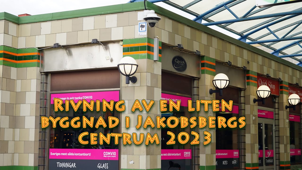 Rivning av byggnad i Jakobsbergs Centrum vid posthuset
