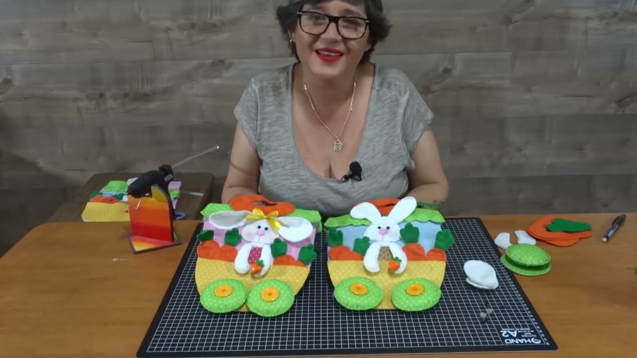 Bolsa conejita con carro. Incluye moldes (Caja de información). Yasna Pino. Casa Puchinni.