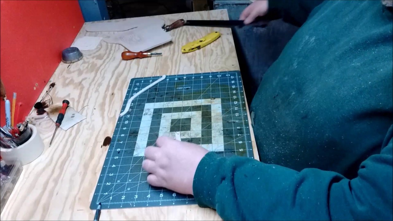 Making a Cross Draw holster