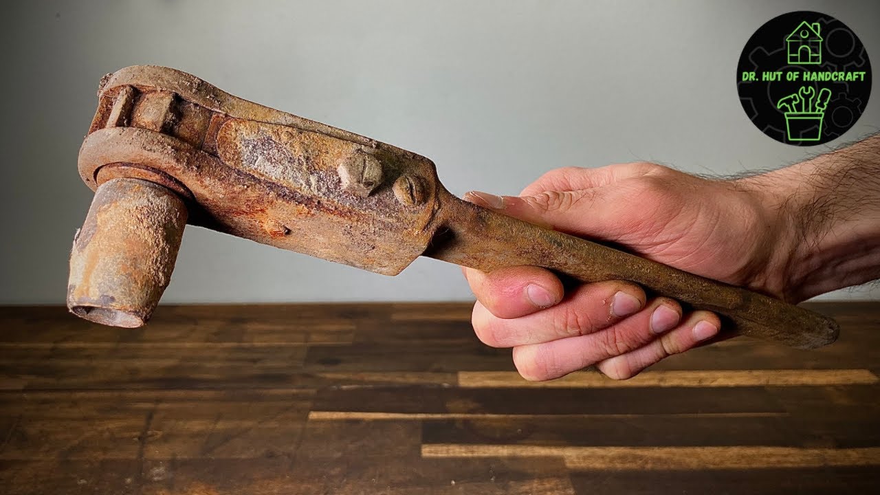 100 year old rare antique ratchet restoration | Dr. Hut of Handcraft