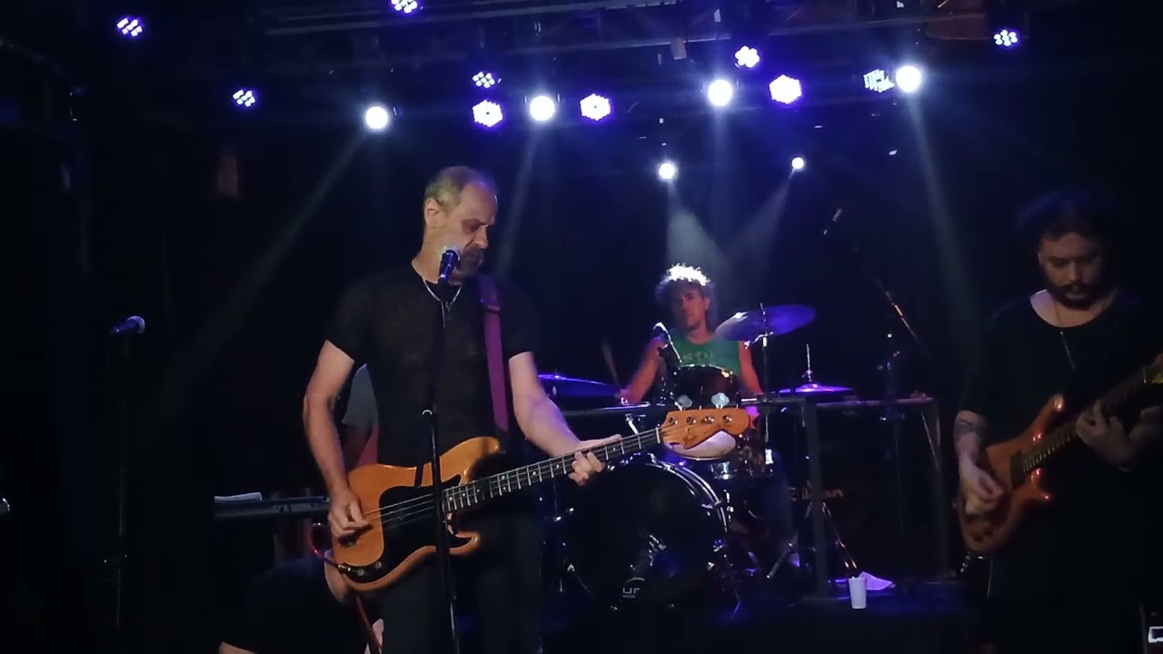 El Peor Bajista del Mundo - en vivo sala 9 de julio - Cañada de Gómez