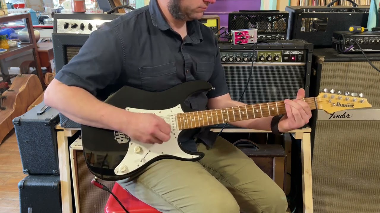 2020s Ibanez Gio GRX40 electric guitar