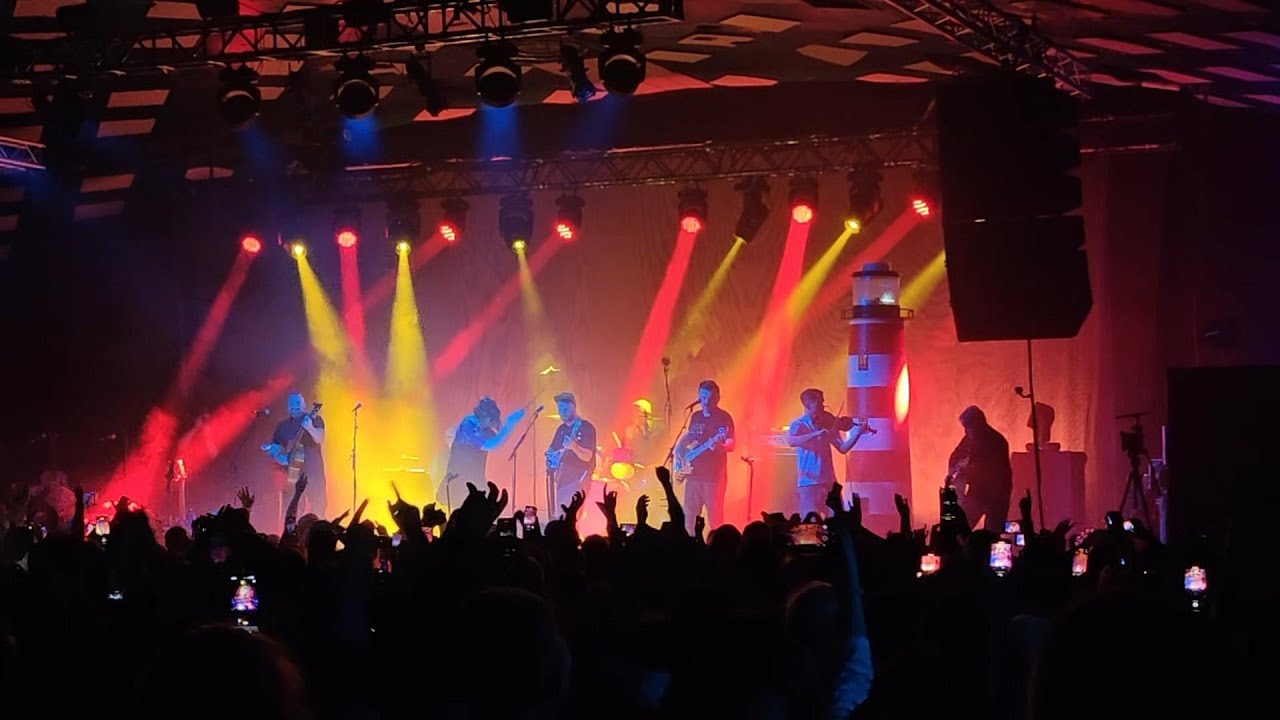 'Isla' by Beluga lagoon, Live at the Barrowlands May 2024!