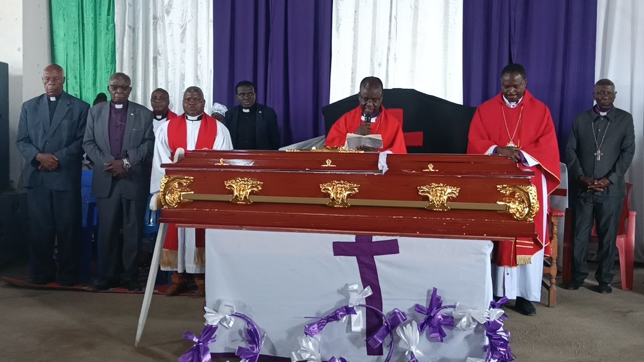 IBADA YA MWISHO KUMWOMBEA MCH. MWAKANYELENGE USHIRIKA WA IGEMBE RUNGWE.