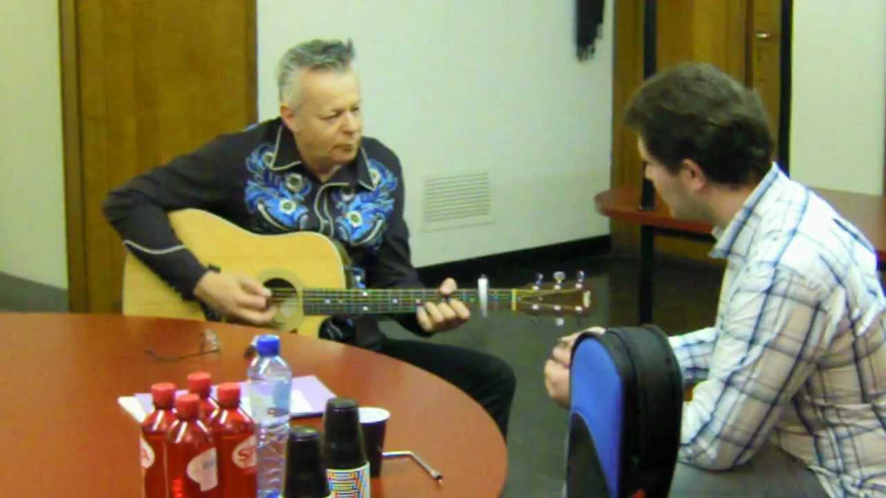 Metting with tommy emmanuel, Brussel 2011
