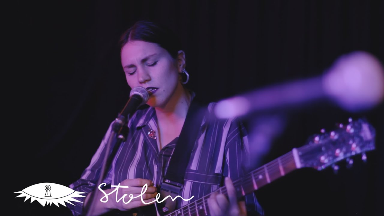 EERA - Christine | Stolen Sessions