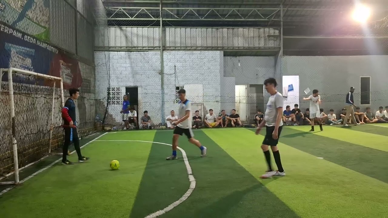 بازی نیمه نهایی تیم عباس vs تیم کریم 👏⚽️🎉. 