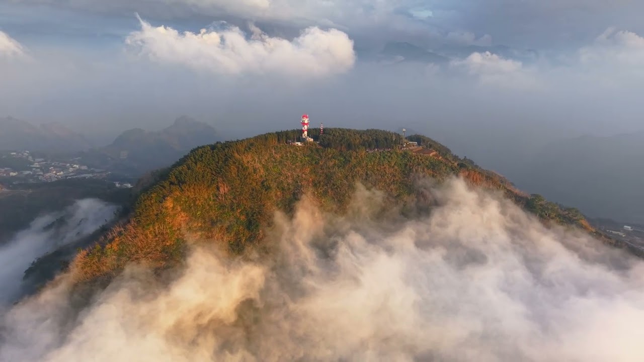 阿里山隙頂夕陽雲海茶園空拍1150119