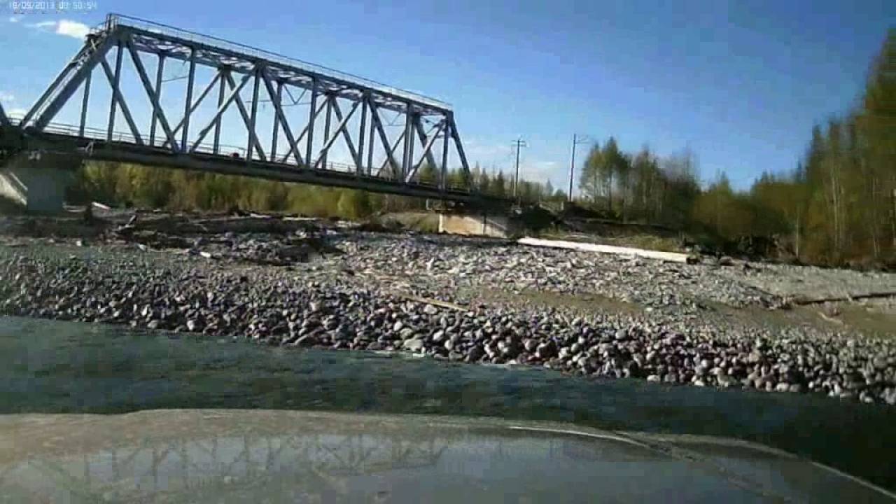 Поездка по Автодороге Чегдомын - Хабаровск, с водными препятствиями.