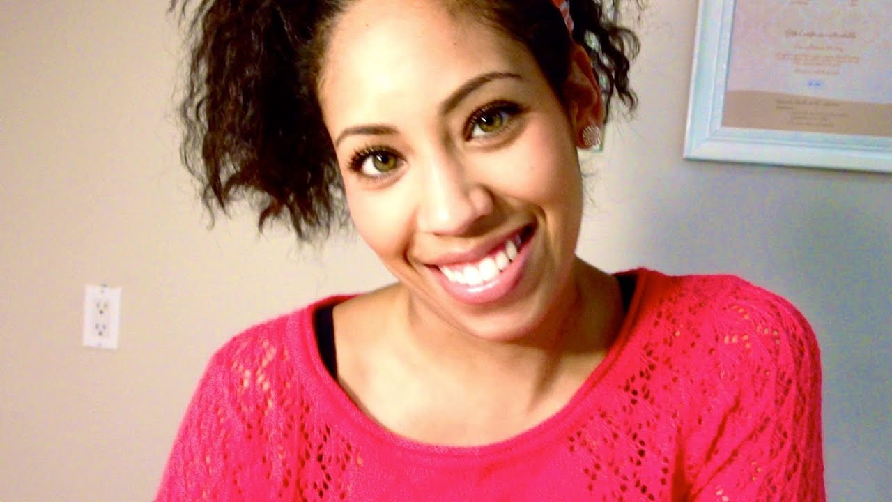 My GF Rubs Me Down! (Vlog #371)