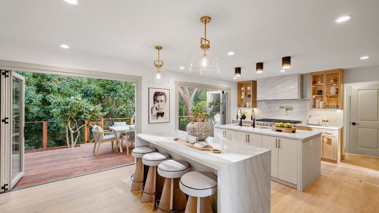 777 Clearfield Drive | Presented by The Cam Thompson Team