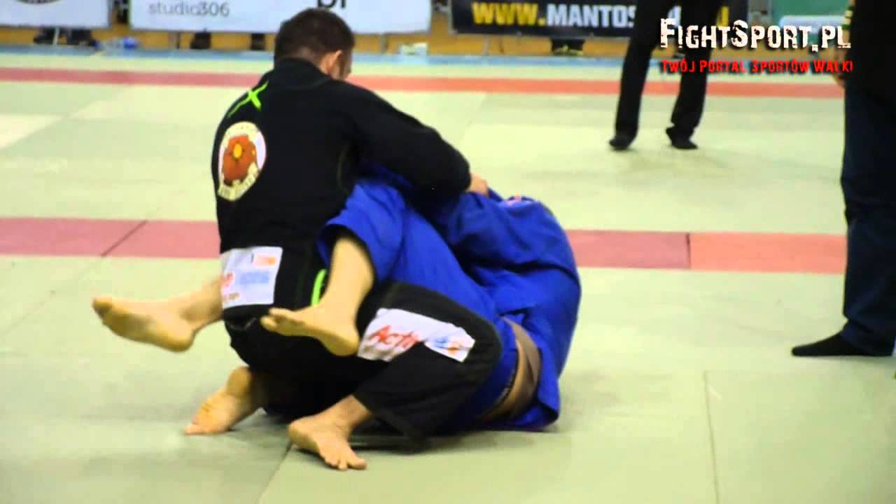 Kamil Umiński na WPJJC w Warszawie - walka p&oacute;łfinałowa kat. Open (brązowe pasy)