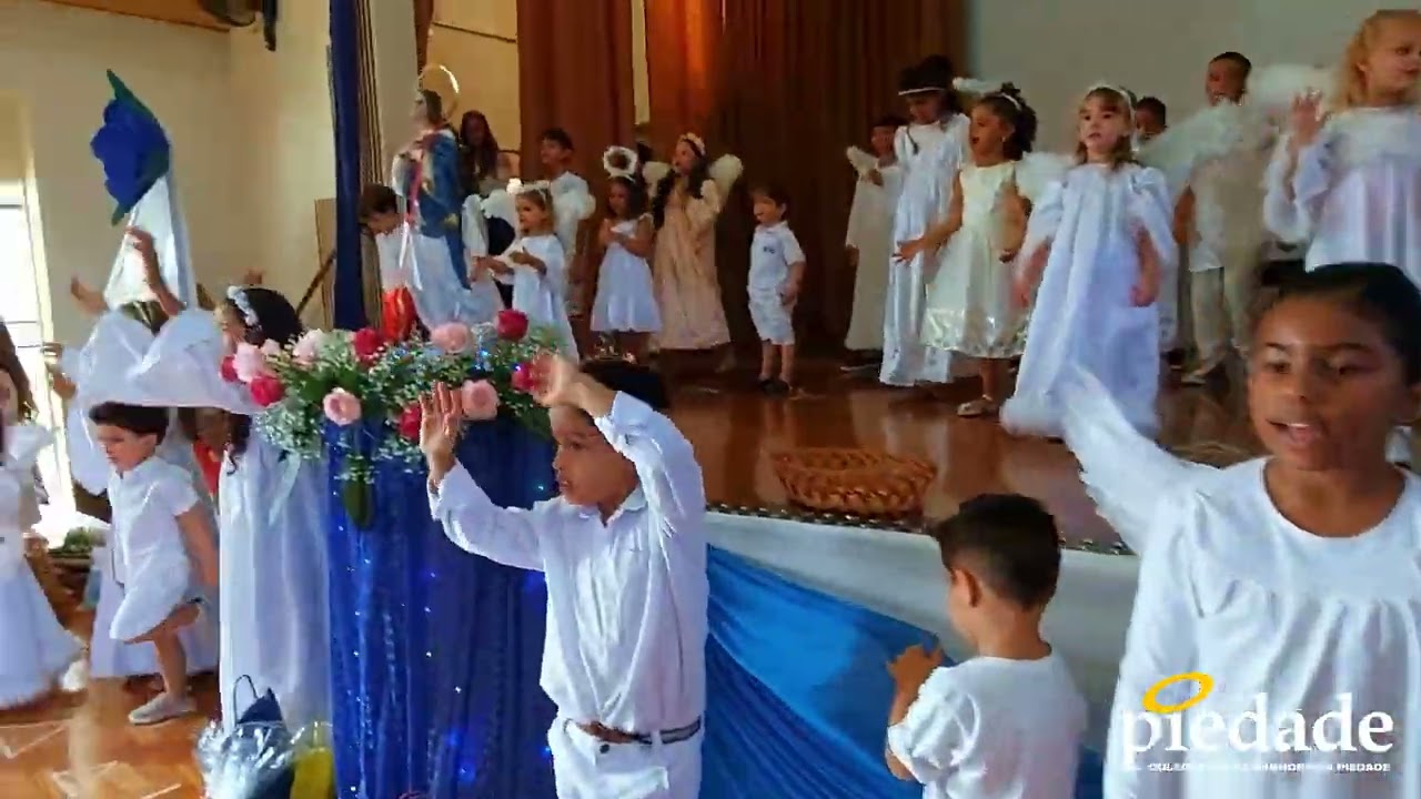 COROAÇÃO DE MARIA