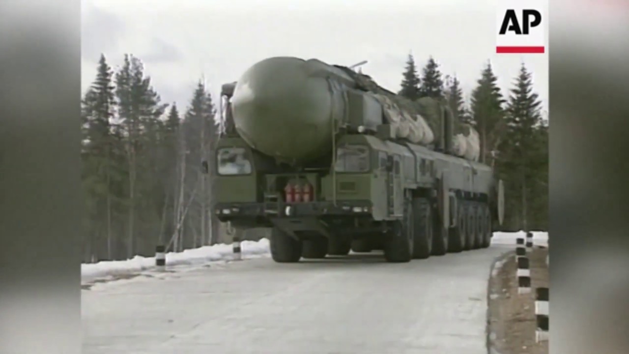 Russian Army RT-2PM Topol/SS-25 Sickle (1995/6)