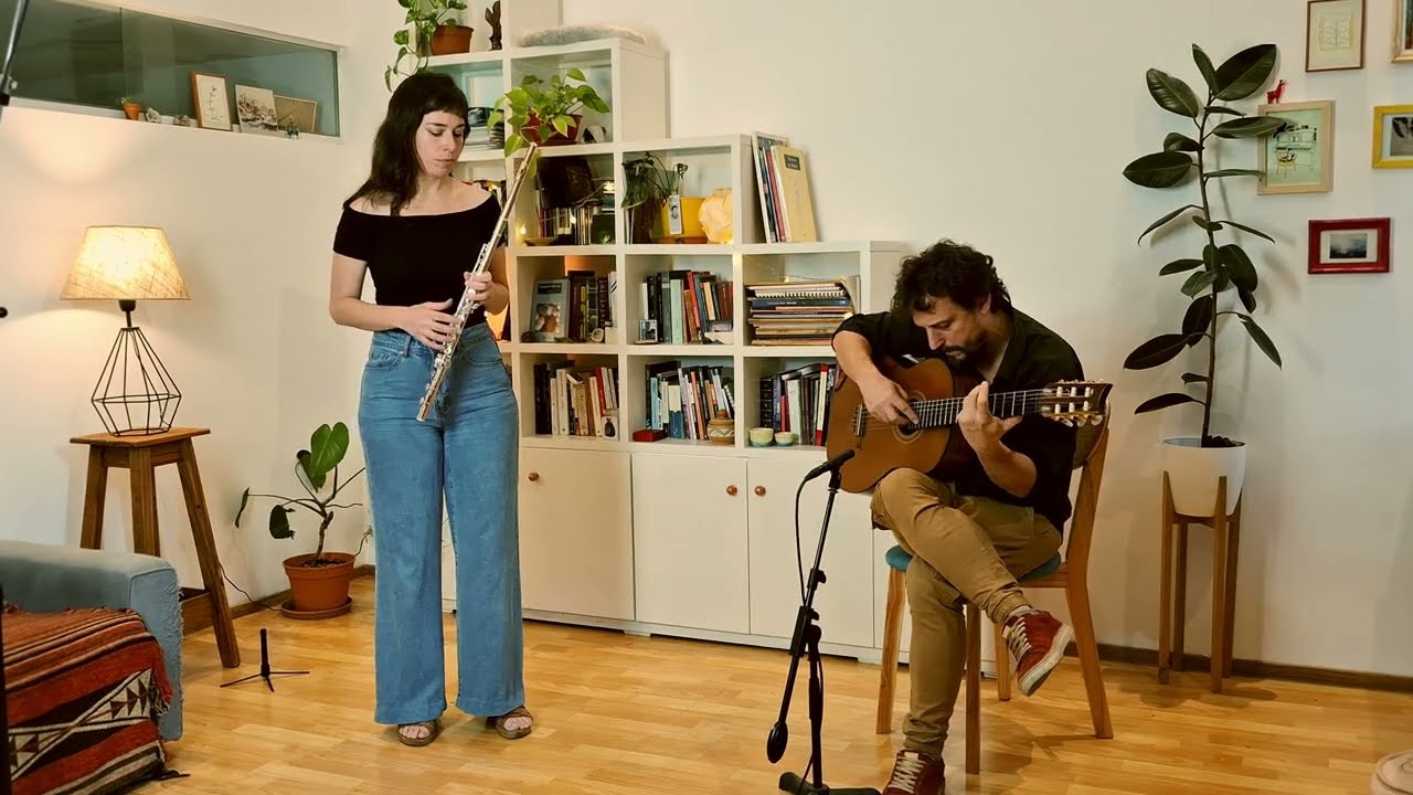 De sombras y máscaras - Amalia Pérez y Darío Barozzi