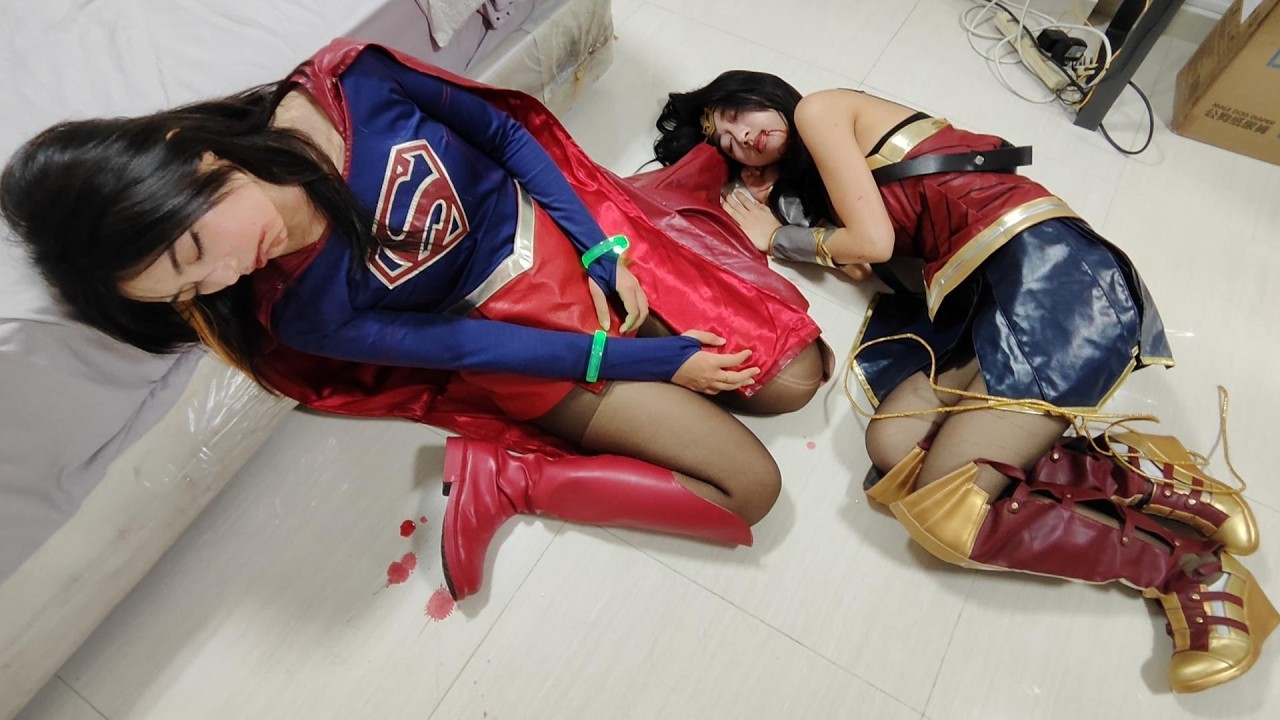 Supergirl vs Wonder Woman Film Trailer #supergirl #wonderwoman #trend  #tokusatsu #supersentaiseries