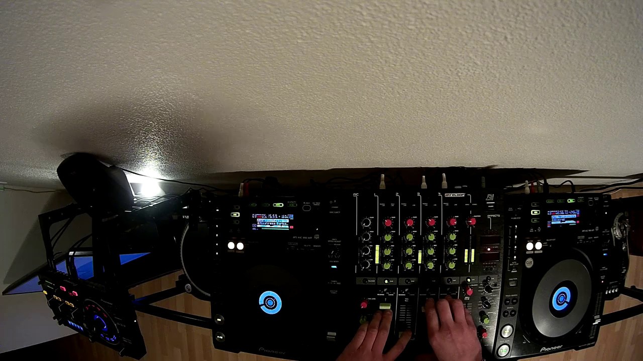 Techno Mix # 1 Pioneer CDJ  850 Pioneer RMX1000 Reloop RMX 40 DSP