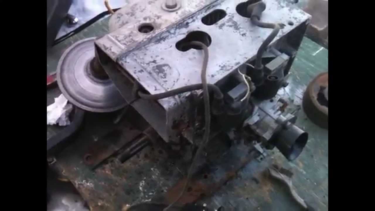 How to remove a vintage Rotax 399 Ski doo clutch with a Reese hitch trick