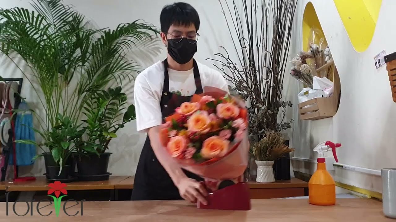 Forever Florist Thailand - Valentine's Flowers Phetchabun & All of Thailand, Local Thai Family Shop.