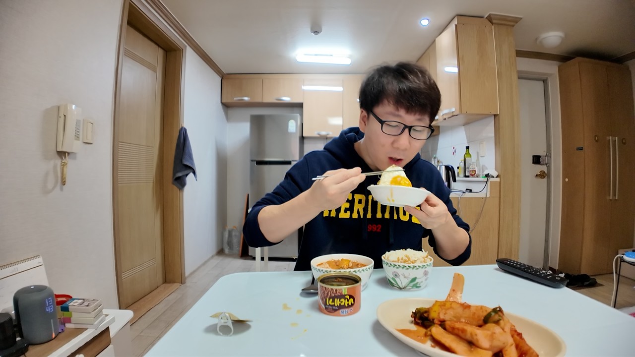 말 없이 지나가는 40대의 하루 컨텐츠 없는 게 컨텐츠