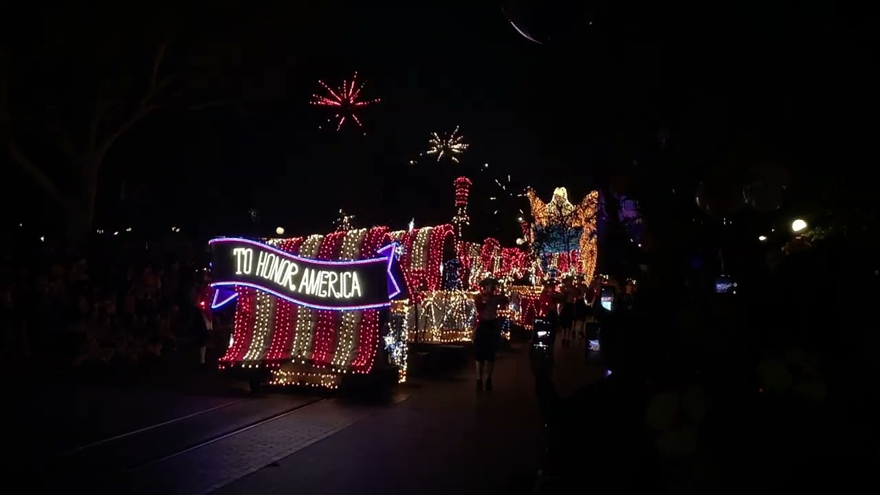 Disneyland | Main Street Electrical Parade | To Honor America | 4K | November 2019