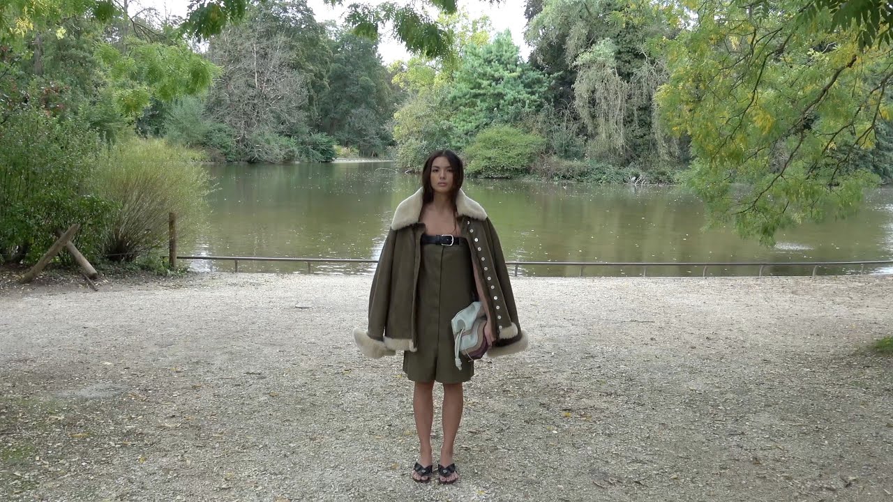 turning 22 during 2 fashion shows, PFW vlog