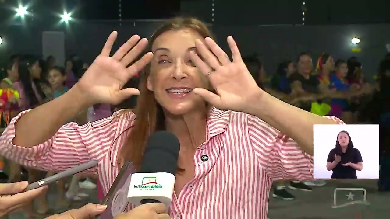 ZUMBA EM CLIMA DE AFTER-CARNAVAL AGITA POLO DO CCJUV