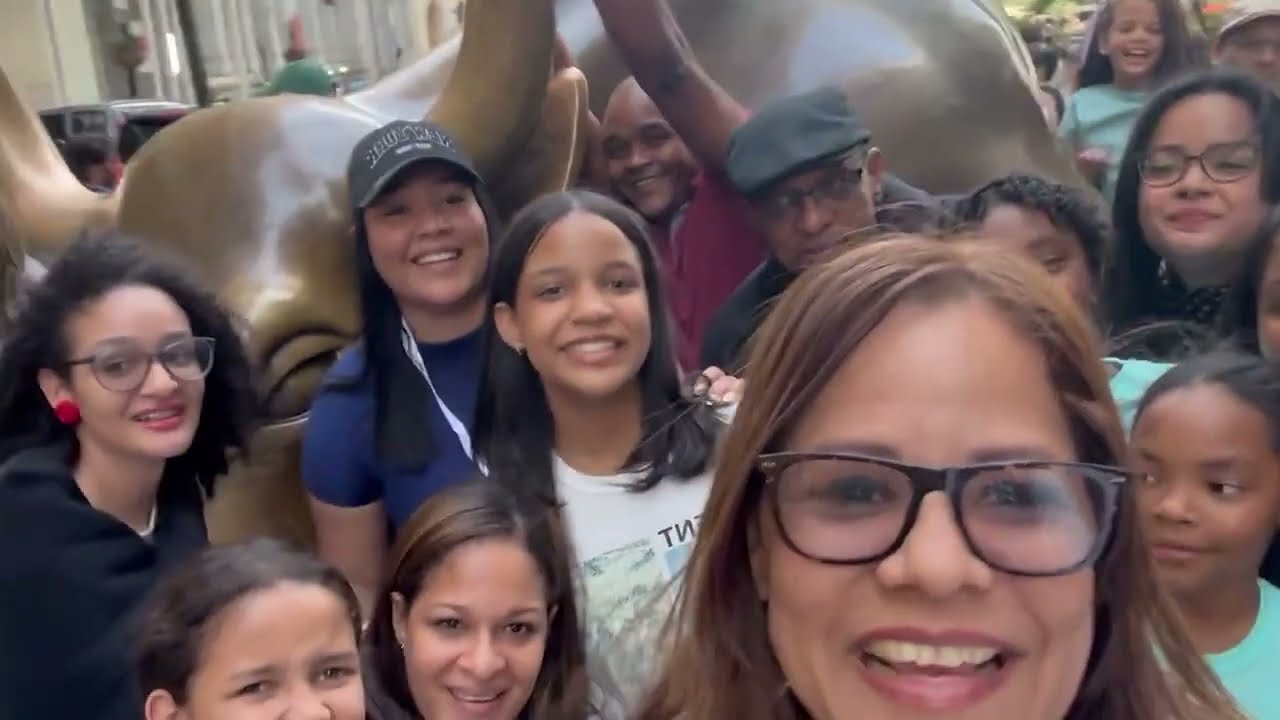 Hilvanando Ilusiones | Es Tiempo de Volar · Puerto Rico –Arriba Dominicana Nueva York