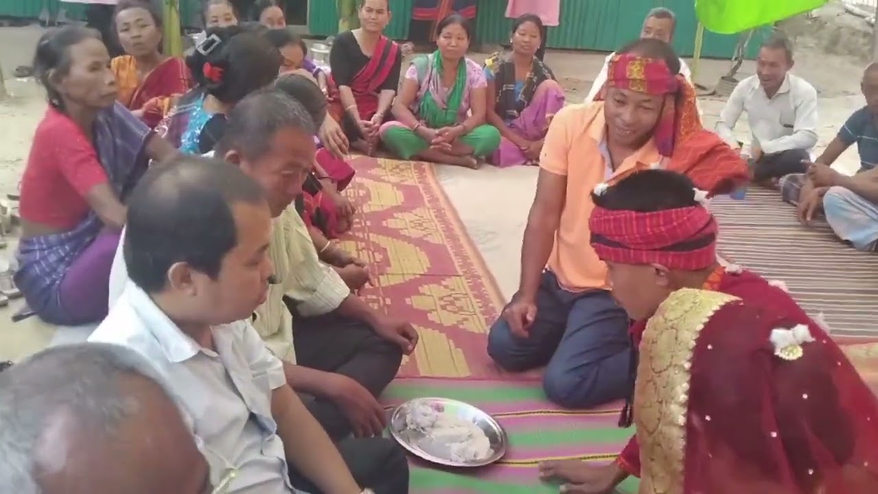 চাকমা বিয়েতে আশীর্বাদ প্রদান এবং সামাজিক স্বীকৃতি