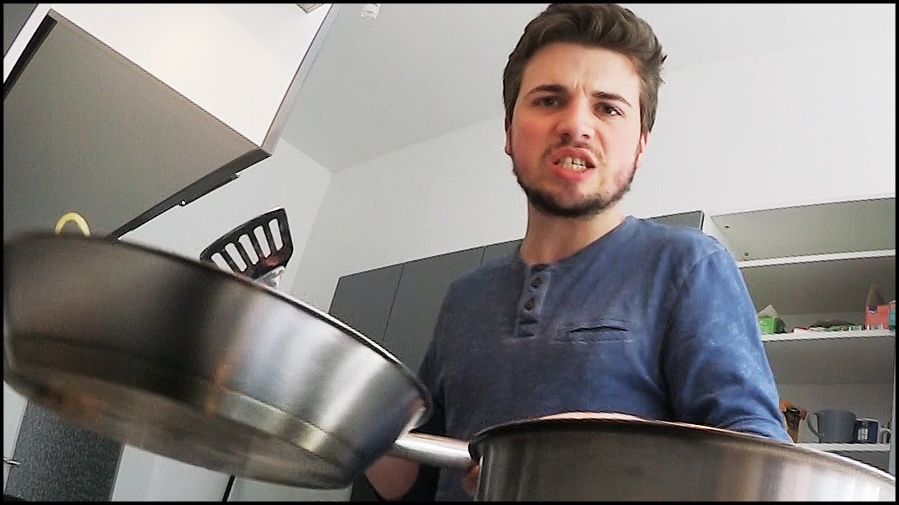 Kedos kocht.