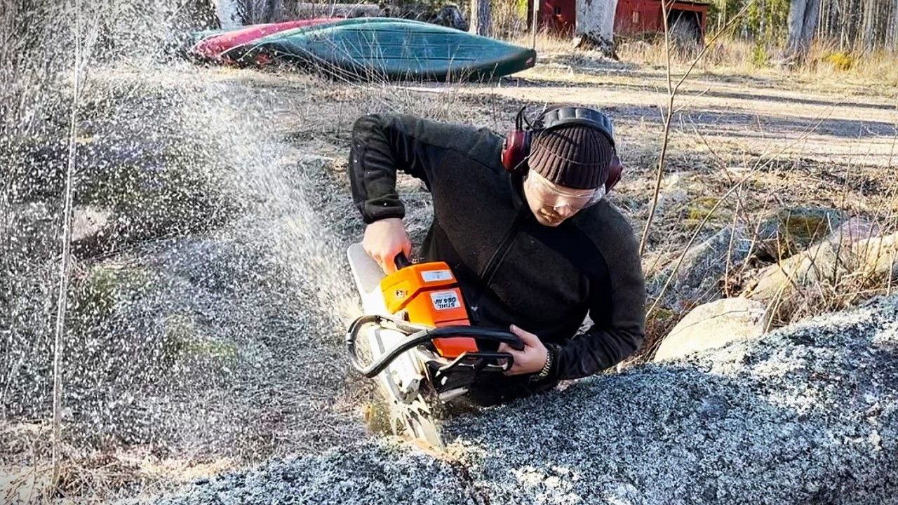 Cutting elm and birch to make paneling, first cuts with rebuilt Stihl 064av!