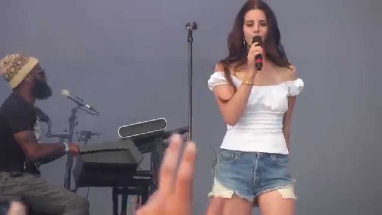Lana Del Rey - Summertime Sadness (Bråvalla 2014)