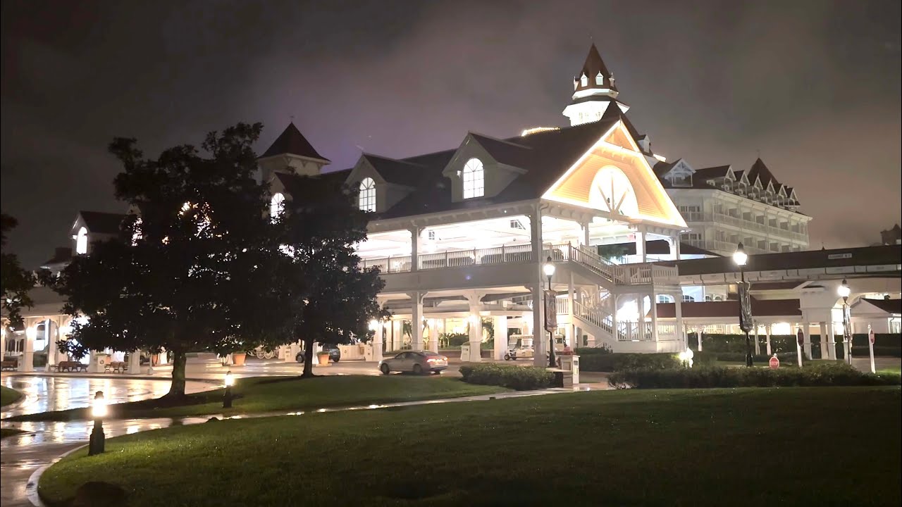Night Walk in the Rain to Disney's Grand Floridian Resort from Magic Kingdom | Walt Disney World