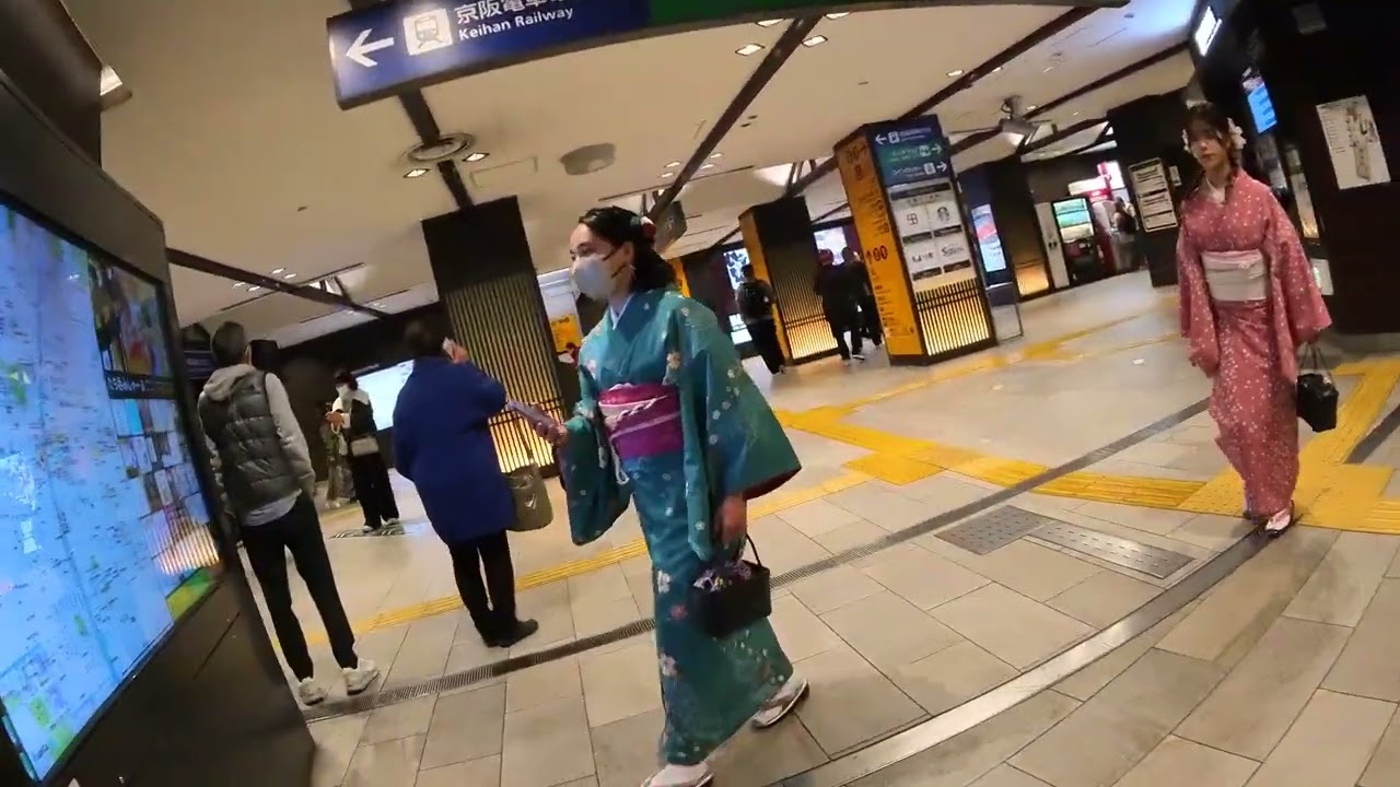 [ 4K ]　京都府京都市【祇園四条】駅の風景。