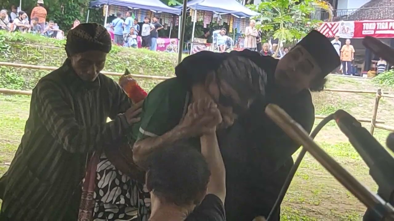 Pentas jaranan klasik di balai desa Purwosari ## part 2