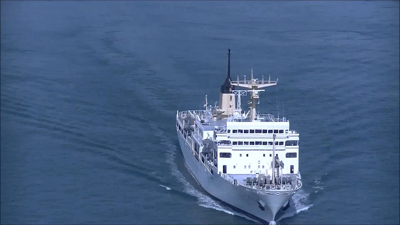 航海訓練所練習船青雲丸にU.W旗を掲揚した結果