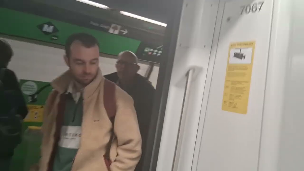 Trayecto En La 7065 L1 De Vall D' Hebron A Plaça De Catalunya 