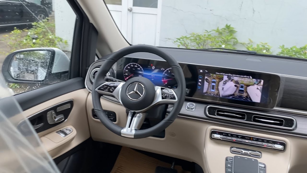 V300 2026 — это очень комфортабельный 7-местный автомобиль для семей.